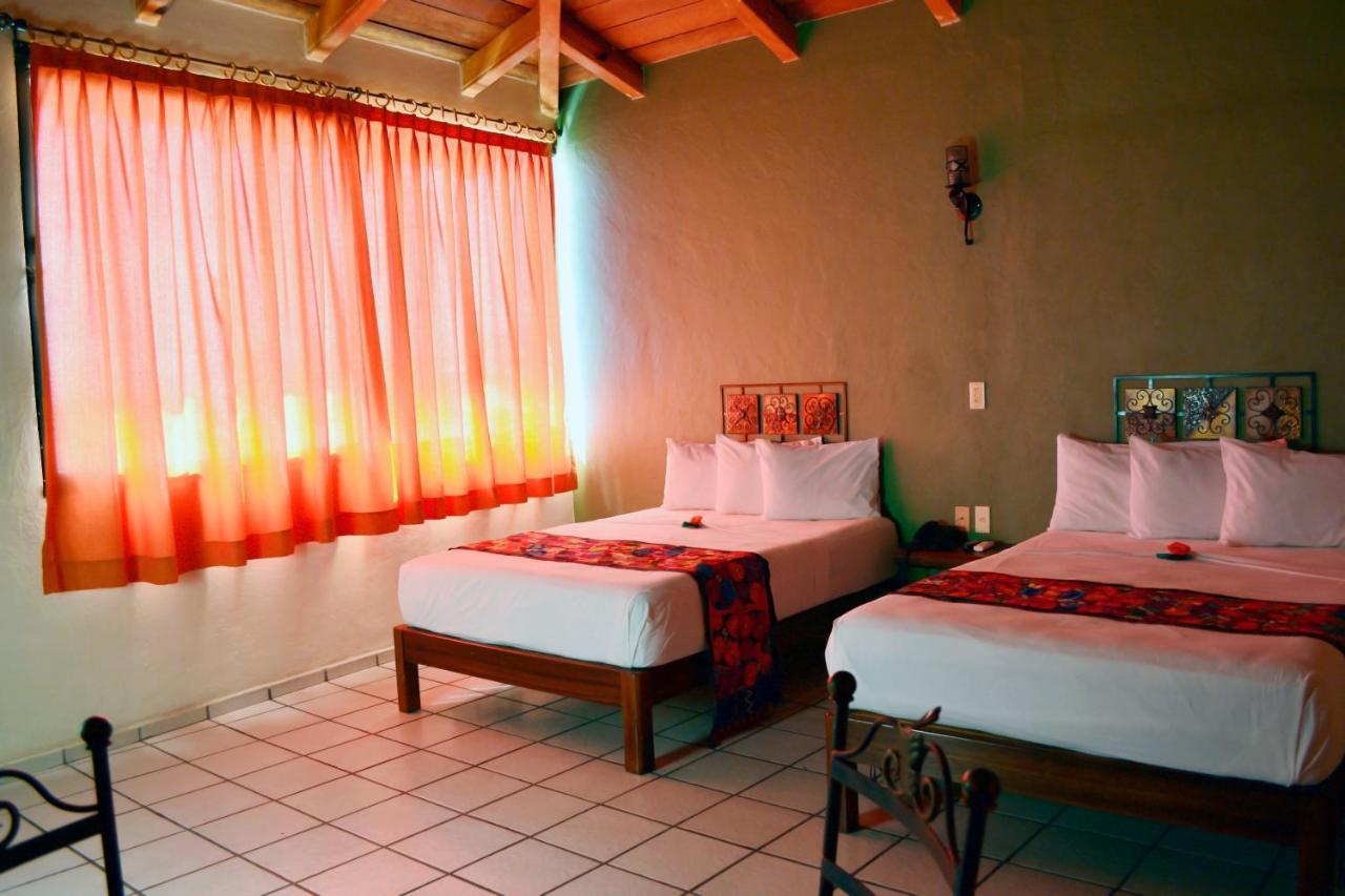 Hotel Aldama โคลิมา ภายนอก รูปภาพ